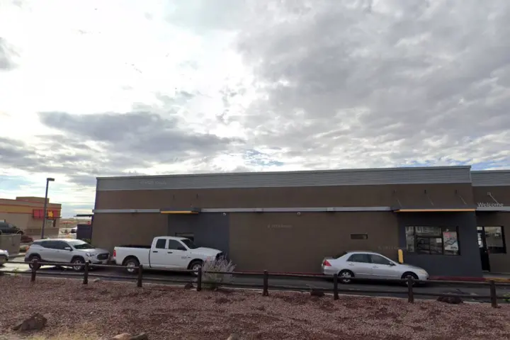Cricket Wireless Authorized Retailer - 1601 E Navajo Blvd