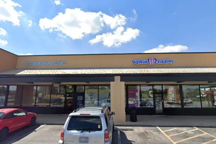 Cricket Wireless Authorized Retailer - 163 E North Ave