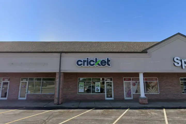 Cricket Wireless Authorized Retailer - 1651 E 37th Ave
