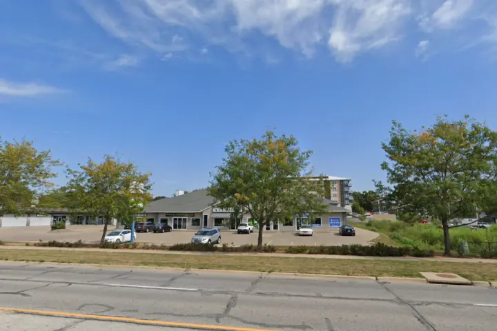 Cricket Wireless Authorized Retailer - 1709 2nd St Ste 2