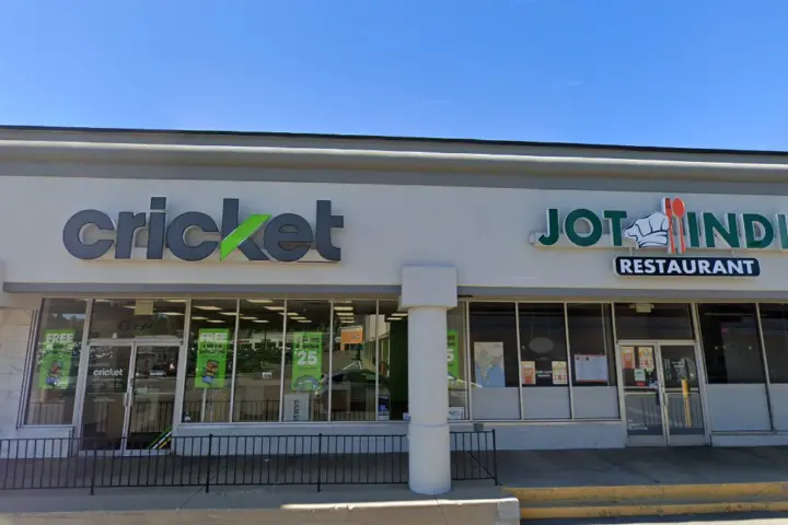 Cricket Wireless Authorized Retailer - 1709 Monmouth St