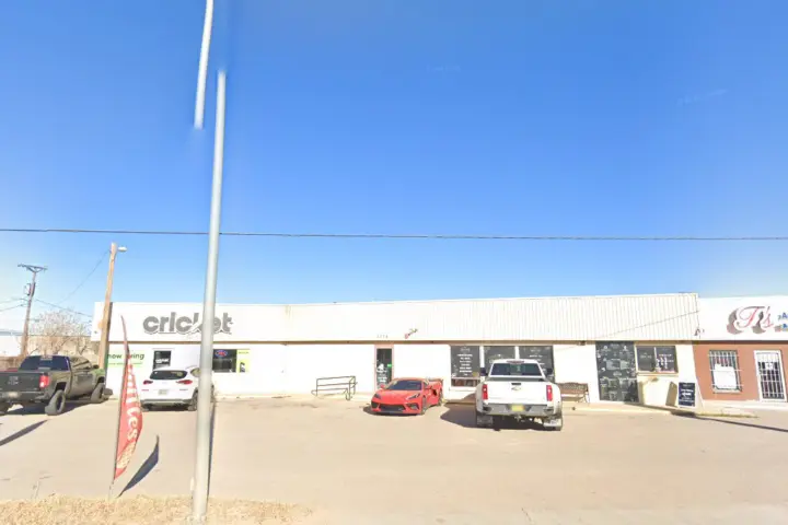 Cricket Wireless Authorized Retailer - 1724 S Canal St