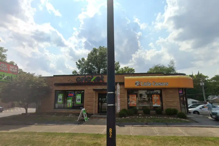 Cricket Wireless Authorized Retailer - 1752 State Rd