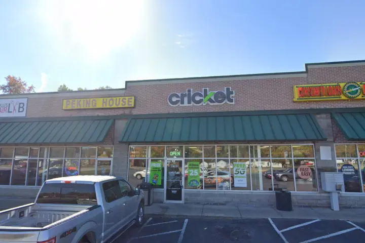 Cricket Wireless Authorized Retailer - 1761-3 E Ohio Pike