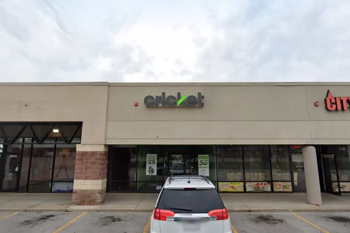 Cricket Wireless Authorized Retailer - 17647 Torrence Ave Ste 9