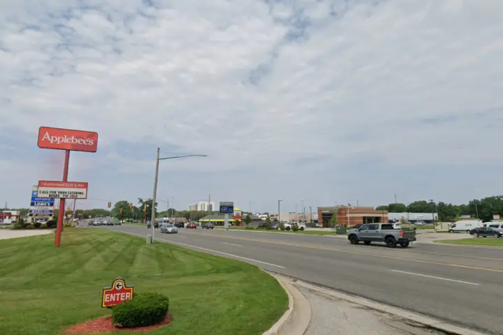 Cricket Wireless Authorized Retailer - 1831 E Sherman Blvd