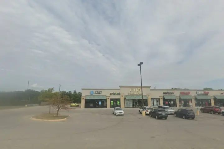 Cricket Wireless Authorized Retailer - 1895 Venture Dr