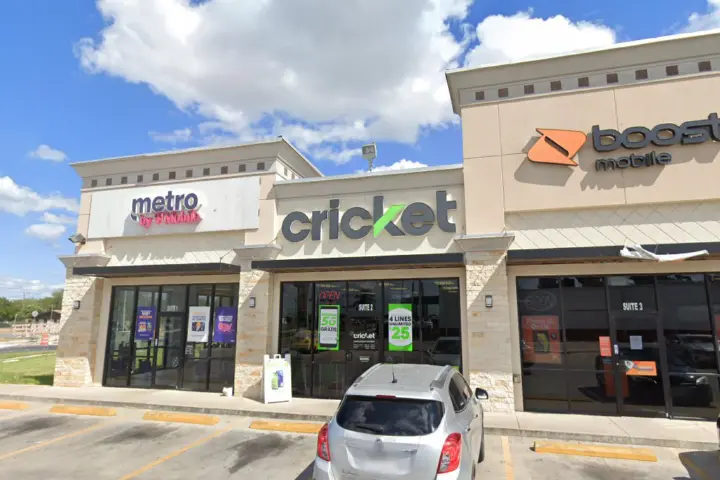 Cricket Wireless Authorized Retailer - 1901 W Dicker Dr Ste 2