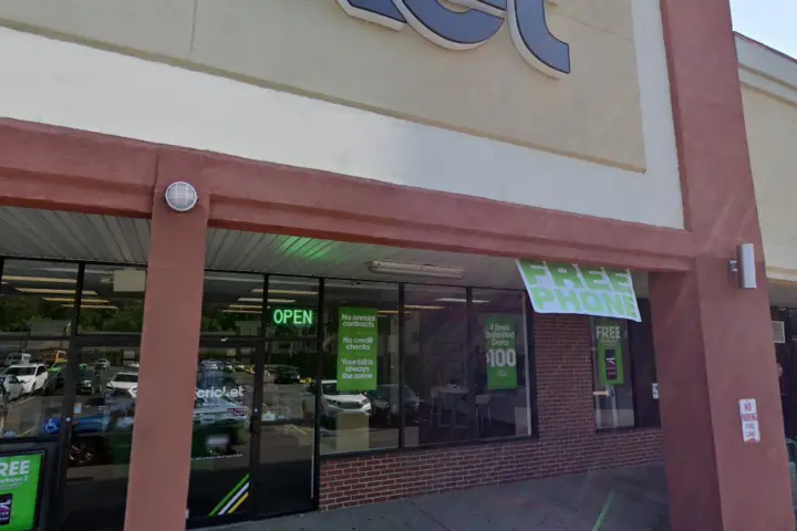 Cricket Wireless Authorized Retailer - 1936 Macdade Blvd