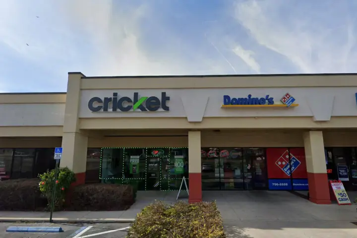 Cricket Wireless Authorized Retailer - 19456 Cortez Blvd