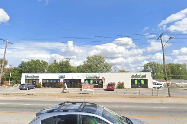 Cricket Wireless Authorized Retailer - 2026 N Main St