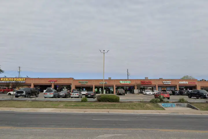 Cricket Wireless Authorized Retailer - 2030 E Oltorf St Ste 104B