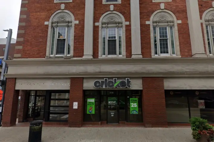 Cricket Wireless Authorized Retailer - 207 Smithfield St