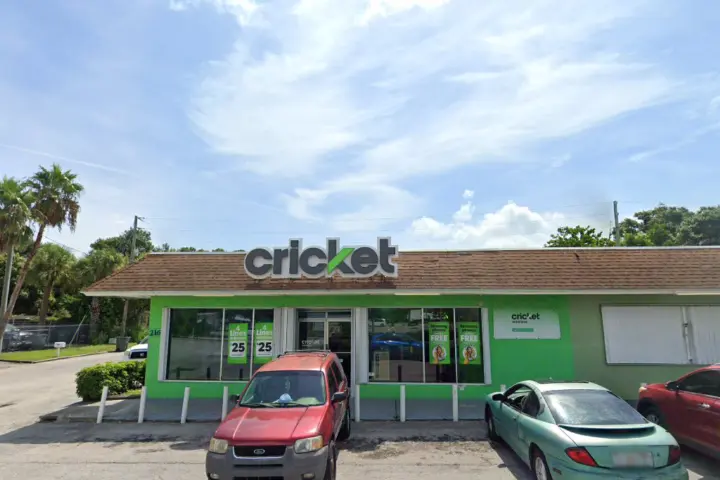 Cricket Wireless Authorized Retailer - 216 N 25th St