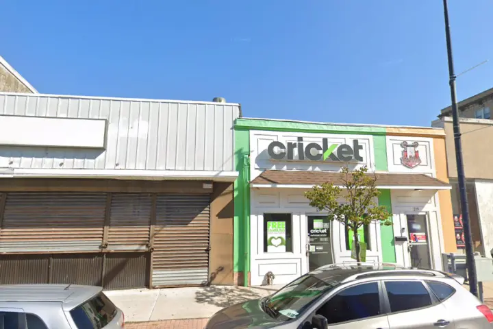 Cricket Wireless Authorized Retailer - 217 E Lincoln Hwy