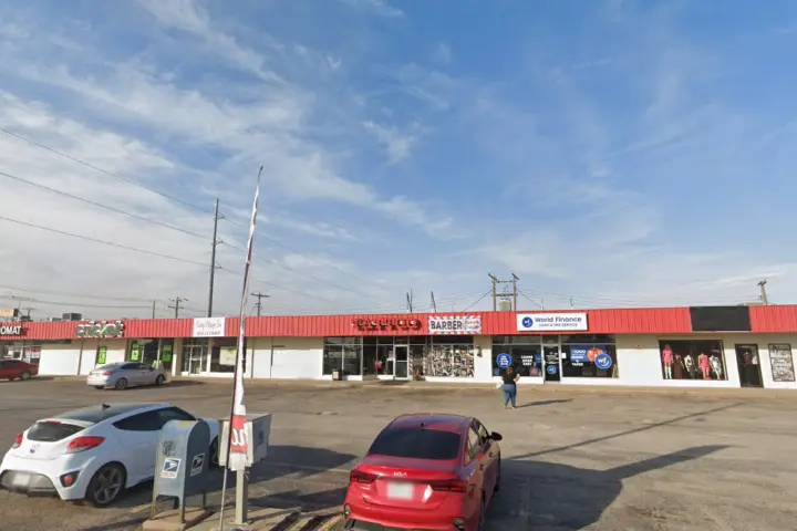 Cricket Wireless Authorized Retailer - 2203 N Big Spring St Ste A