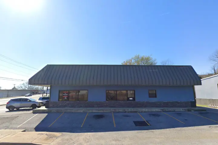 Cricket Wireless Authorized Retailer - 2235 Harrison St