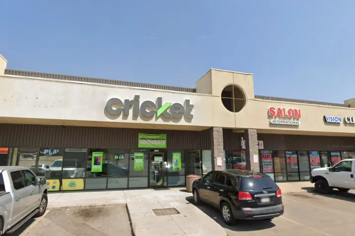 Cricket Wireless Authorized Retailer - 2262 S Chambers Rd