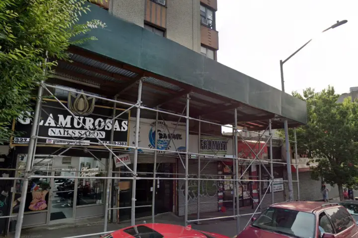 Cricket Wireless Authorized Retailer - 229 E 167th St