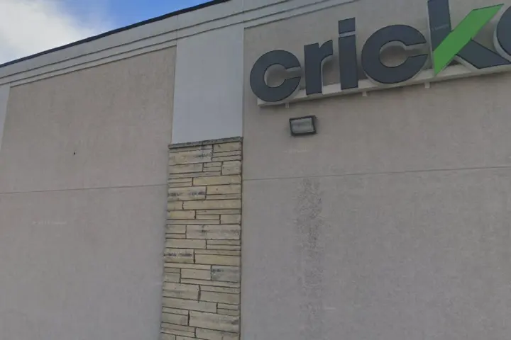 Cricket Wireless Authorized Retailer - 2352 Valley West Ct Ste A