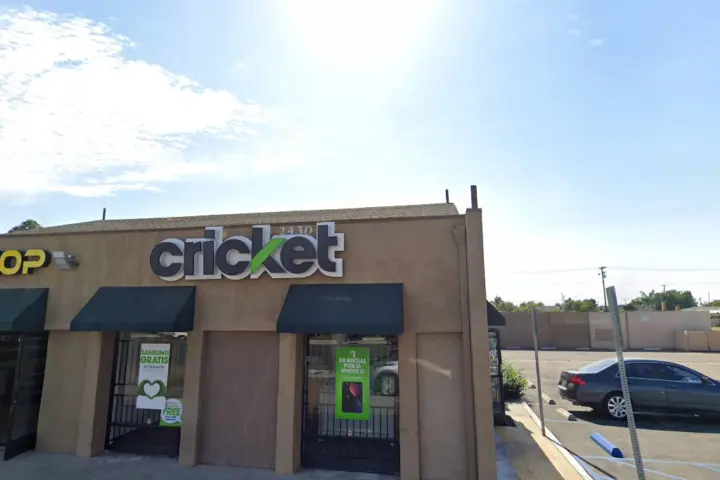 Cricket Wireless Authorized Retailer - 2430 S Bristol St