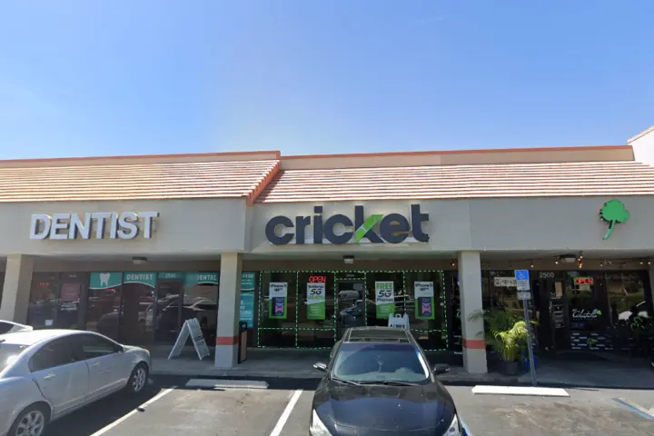 Cricket Wireless Authorized Retailer - 2504 S Semoran Blvd