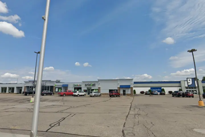 Cricket Wireless Authorized Retailer - 2541 8th St S
