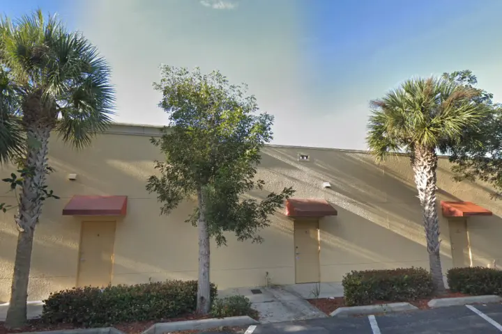 Cricket Wireless Authorized Retailer - 26455 Old 41 Rd Ste 5