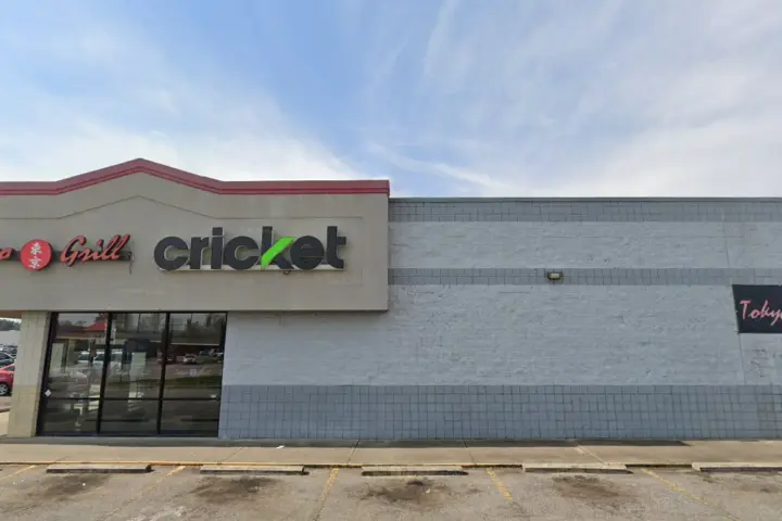 Cricket Wireless Authorized Retailer - 2845 North Rd Ste 9