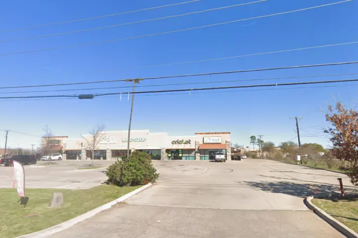Cricket Wireless Authorized Retailer - 2849 W Washington St