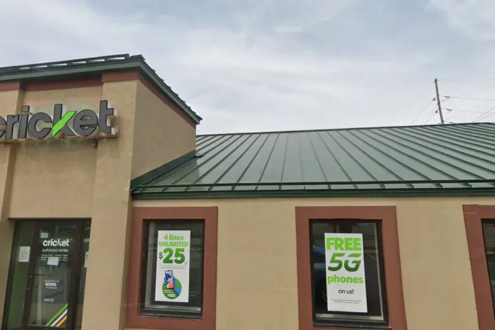 Cricket Wireless Authorized Retailer - 2881 Henry St Ste B