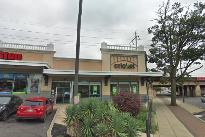 Cricket Wireless Authorized Retailer - 2900 N Broad St
