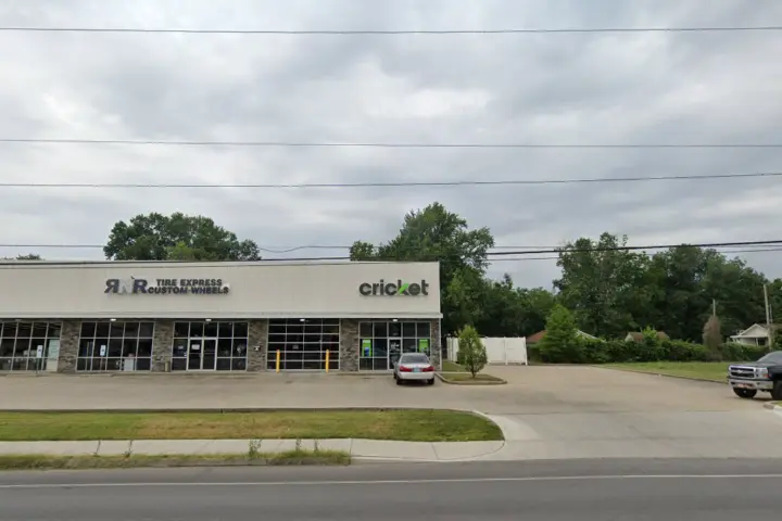 Cricket Wireless Authorized Retailer - 2909 Covert Ave Ste A