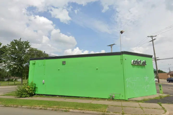 Cricket Wireless Authorized Retailer - 2911 W 3rd St