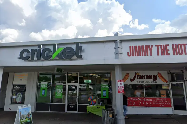 Cricket Wireless Authorized Retailer - 2917 N 7th St