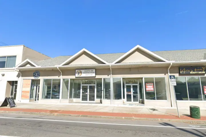 Cricket Wireless Authorized Retailer - 3001 James St