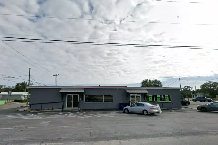 Cricket Wireless Authorized Retailer - 3002 W Highway 98