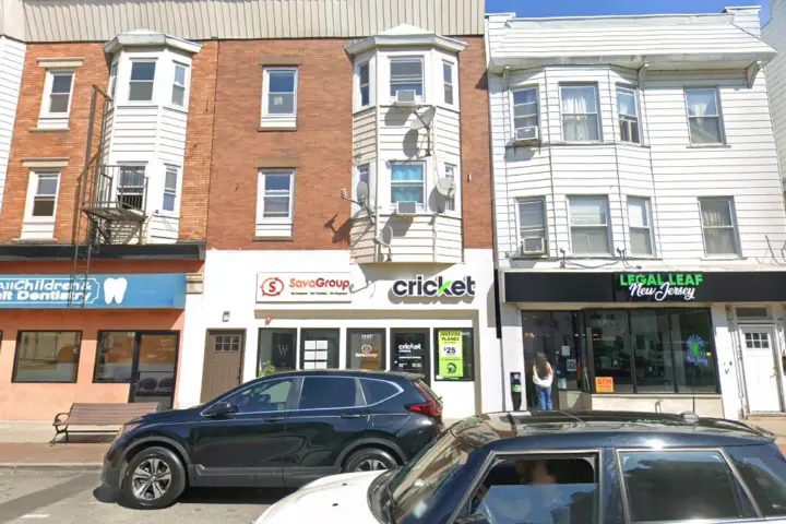 Cricket Wireless Authorized Retailer - 302 Harrison Ave