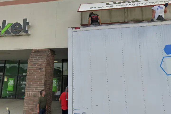 Cricket Wireless Authorized Retailer - 303 Deo Dr