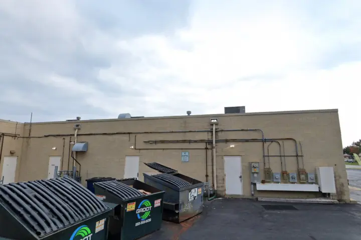Cricket Wireless Authorized Retailer - 3042 E Layton Ave