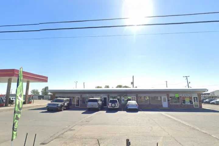 Cricket Wireless Authorized Retailer - 305 W 22nd St