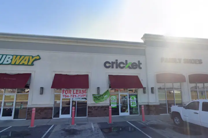 Cricket Wireless Authorized Retailer - 3118 Williams Ave Ste B