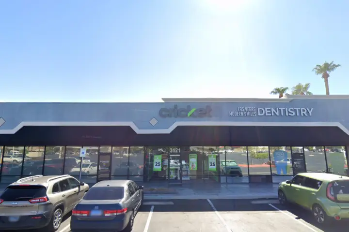 Cricket Wireless Authorized Retailer - 3121 N Rainbow Blvd