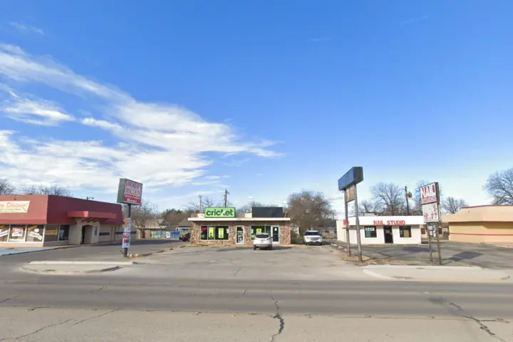 Cricket Wireless Authorized Retailer - 3256 S 14th St