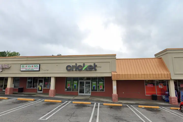 Cricket Wireless Authorized Retailer - 3471 N Main St