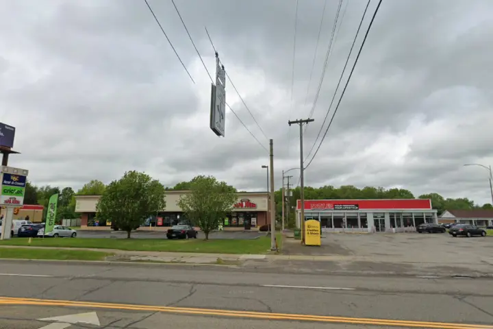 Cricket Wireless Authorized Retailer - 3614 Belmont Ave