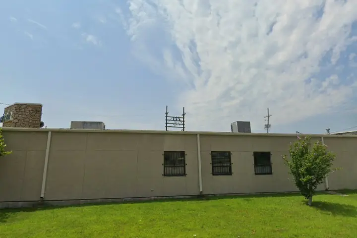 Cricket Wireless Authorized Retailer - 3700 State Ave