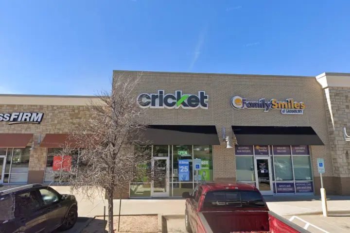 Cricket Wireless Authorized Retailer - 3710 E US Highway 377