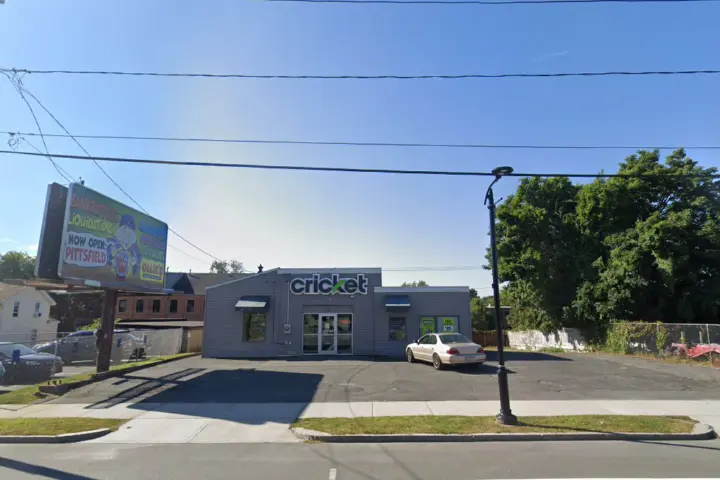 Cricket Wireless Authorized Retailer - 376 Tyler St