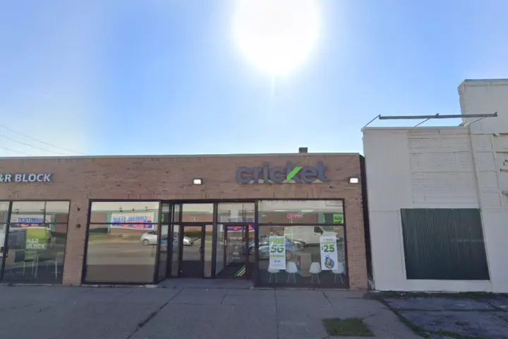 Cricket Wireless Authorized Retailer - 3816 Harlem Ave